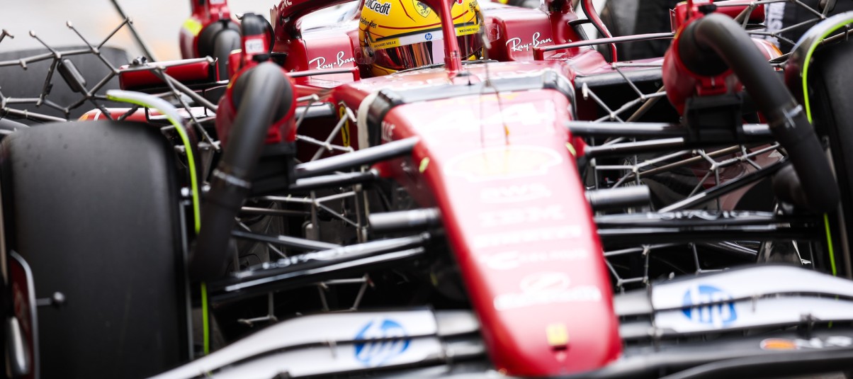 Hamilton különleges kérése a 2025-ös Ferrari F1-autójához, amit egy évtizede nem láttunk